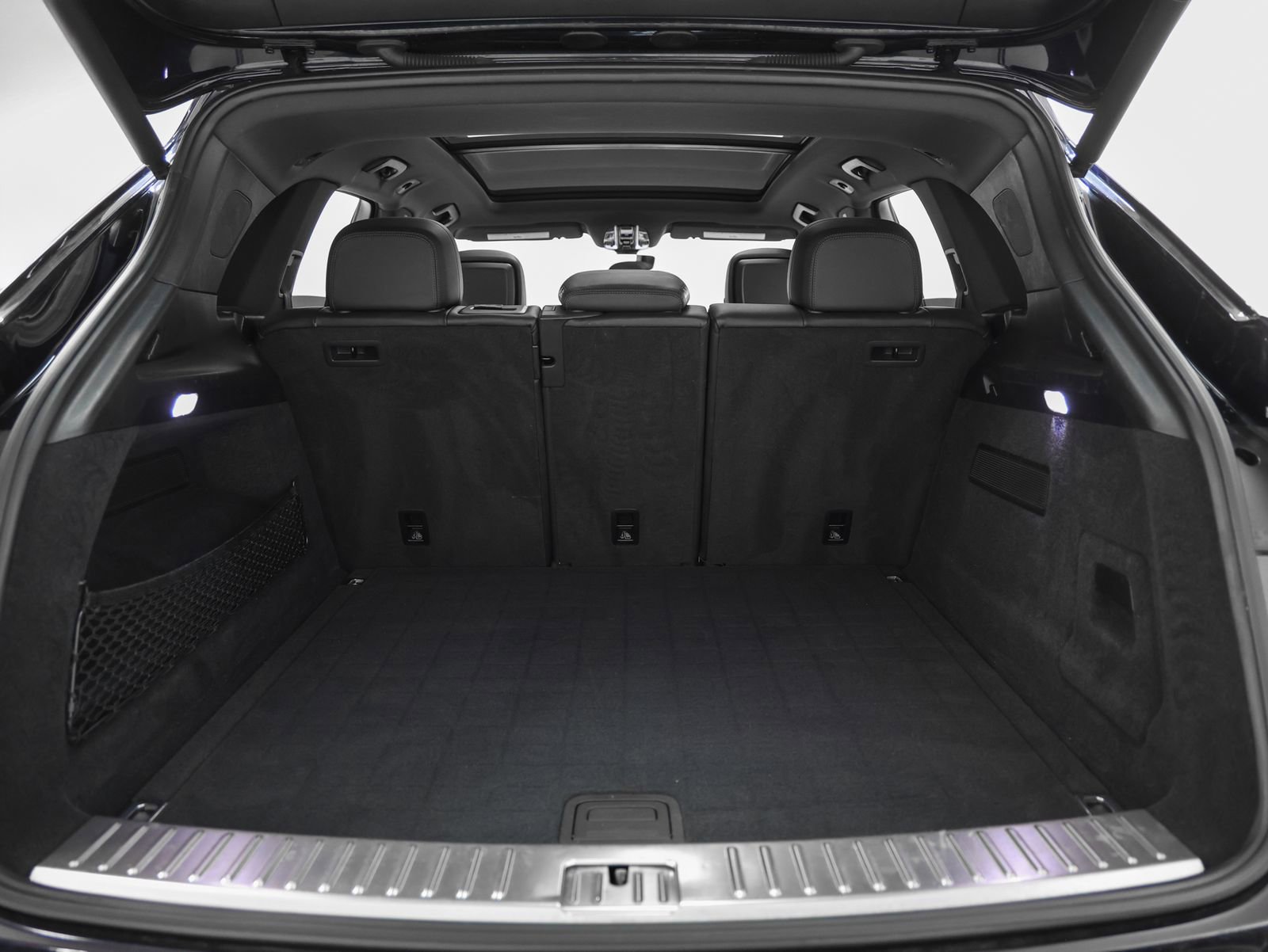 Certified 2019 Porsche Cayenne S image 17