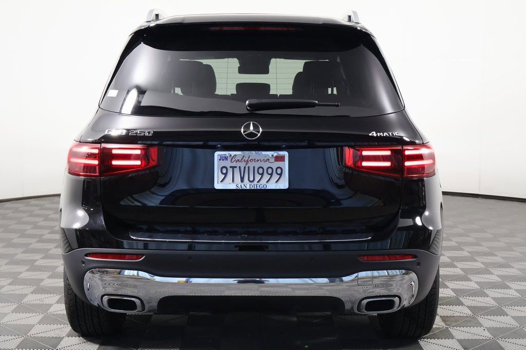 Certified 2025 Mercedes-Benz GLB 250 image 5