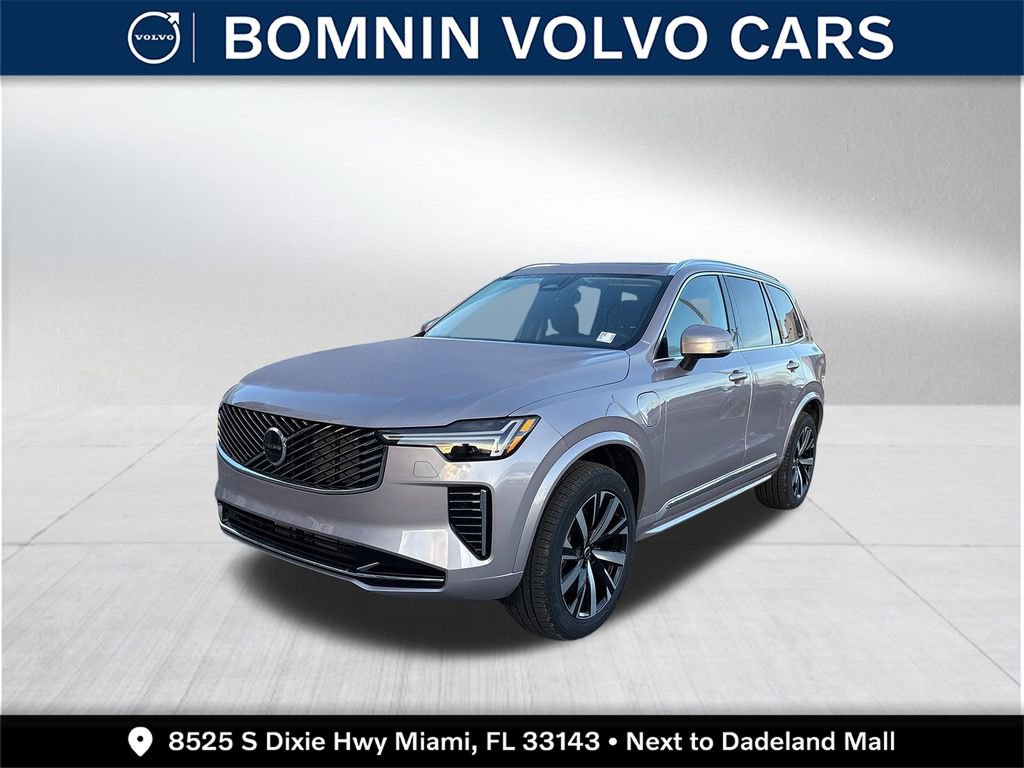 New 2026 Volvo XC90 T8 Core image 1