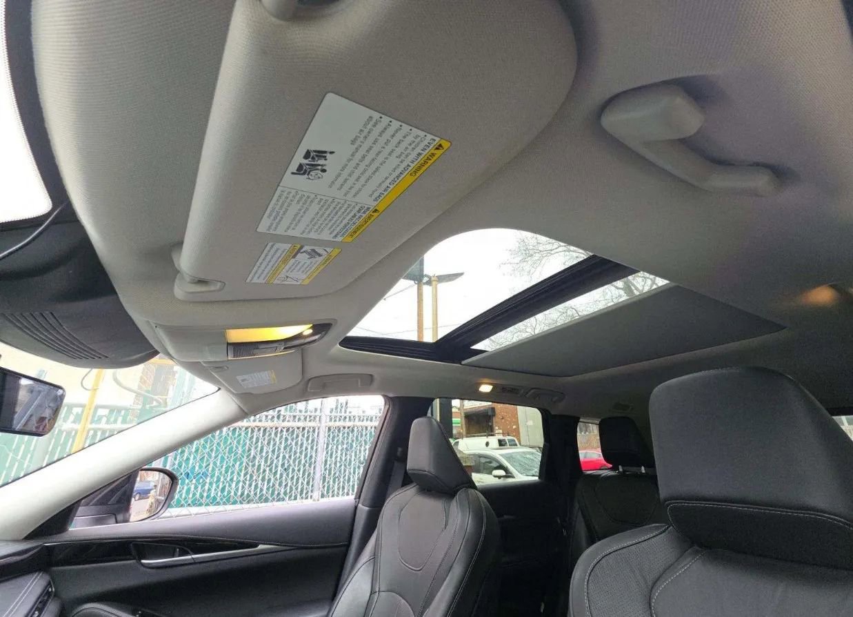 Used 2023 INFINITI QX60 Pure w/ Cargo Package image 40