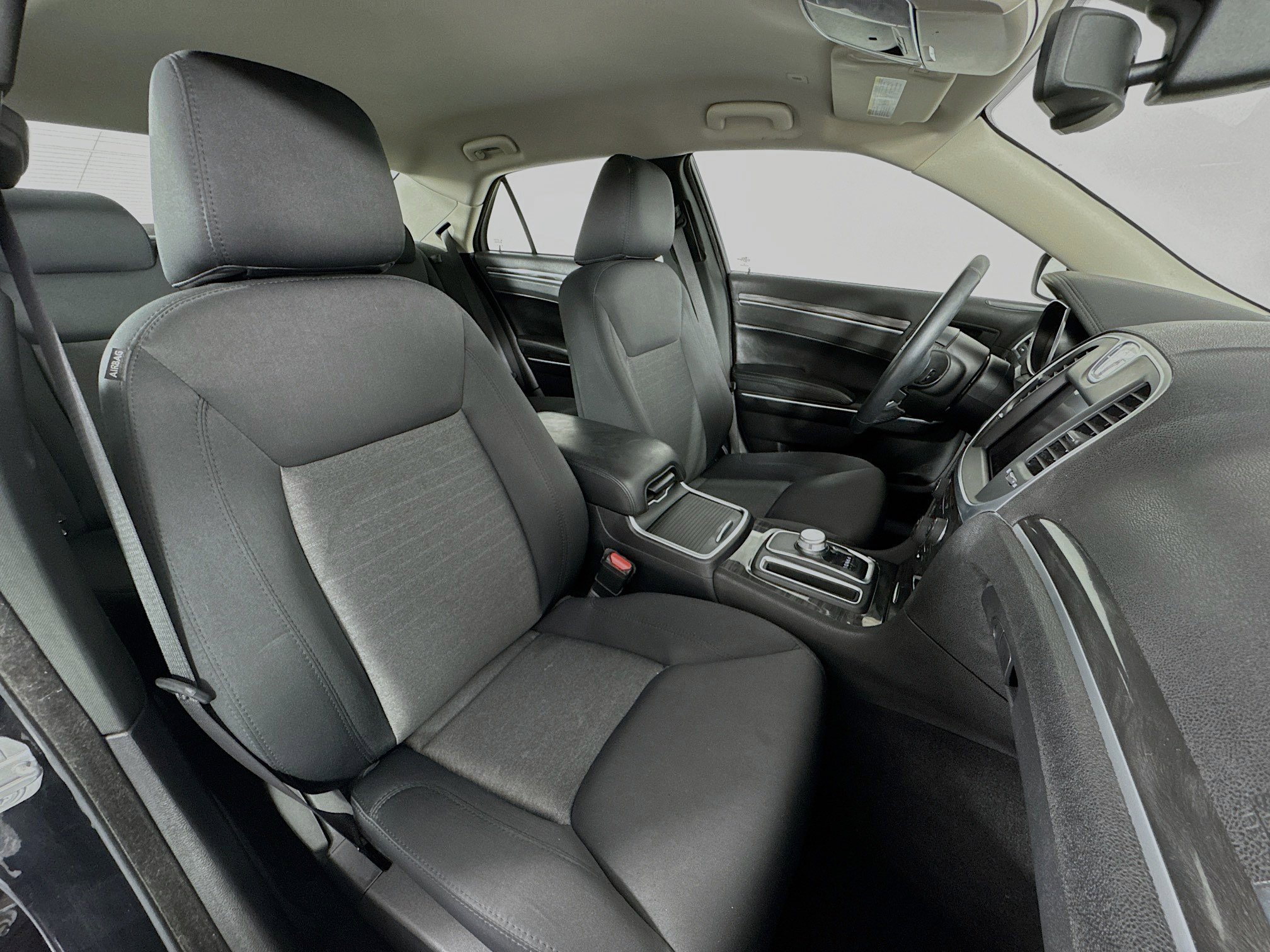 Used 2021 Chrysler 300 Touring w/ Sport Appearance Package image 27