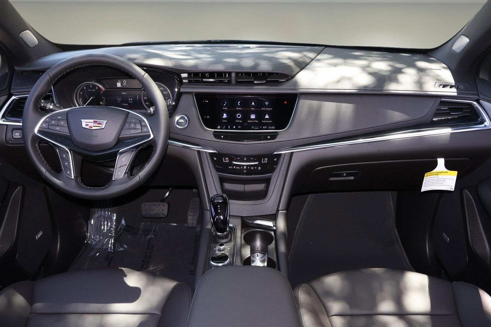 New 2025 Cadillac XT5 Premium Luxury image 14