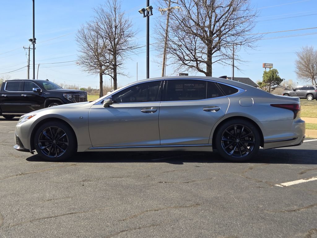 Certified 2022 Lexus LS 500 F Sport w/ Accessory Package (Z2) RWD image 4