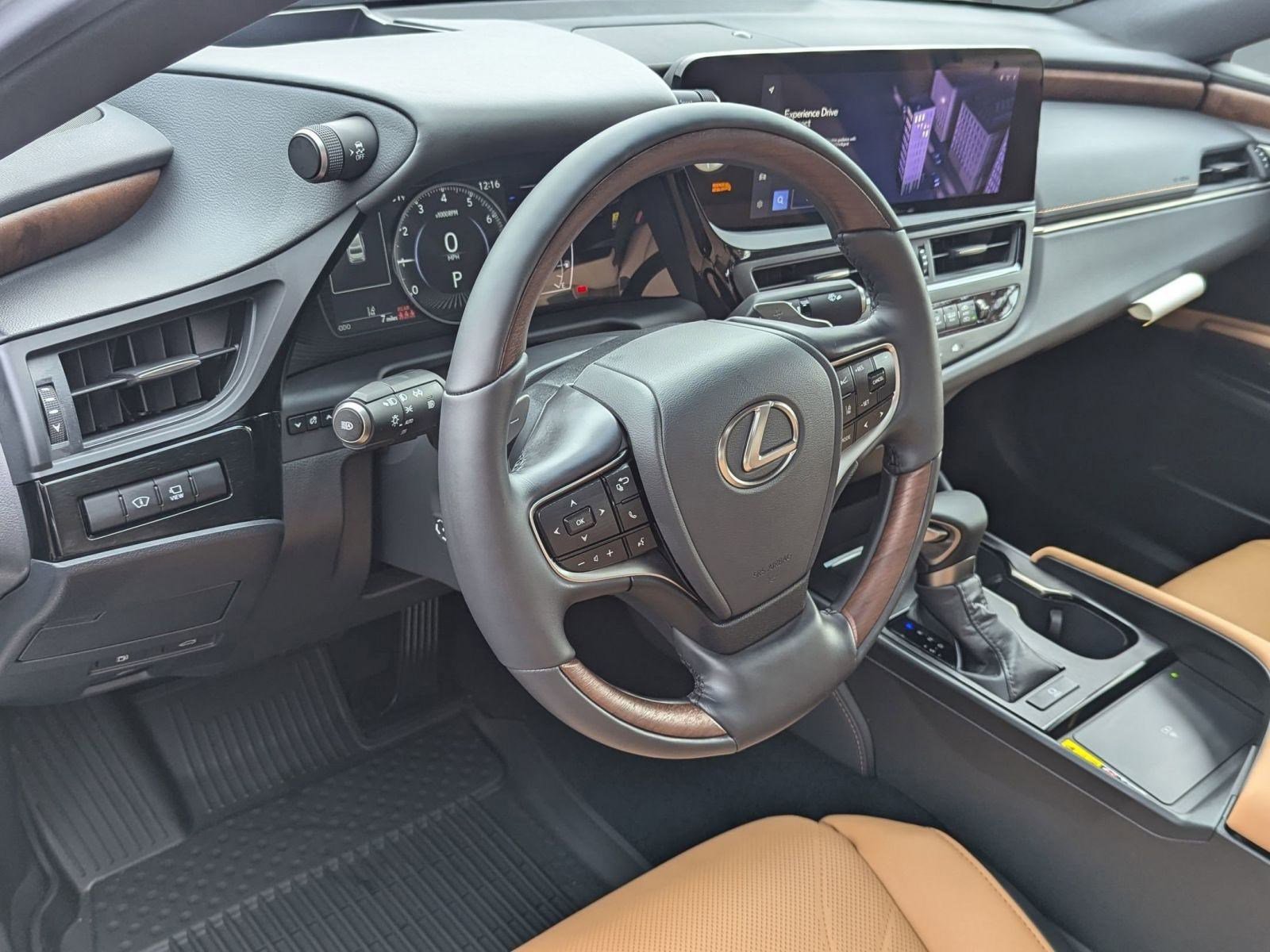 New 2025 Lexus ES 350 w/ Luxury Package image 4