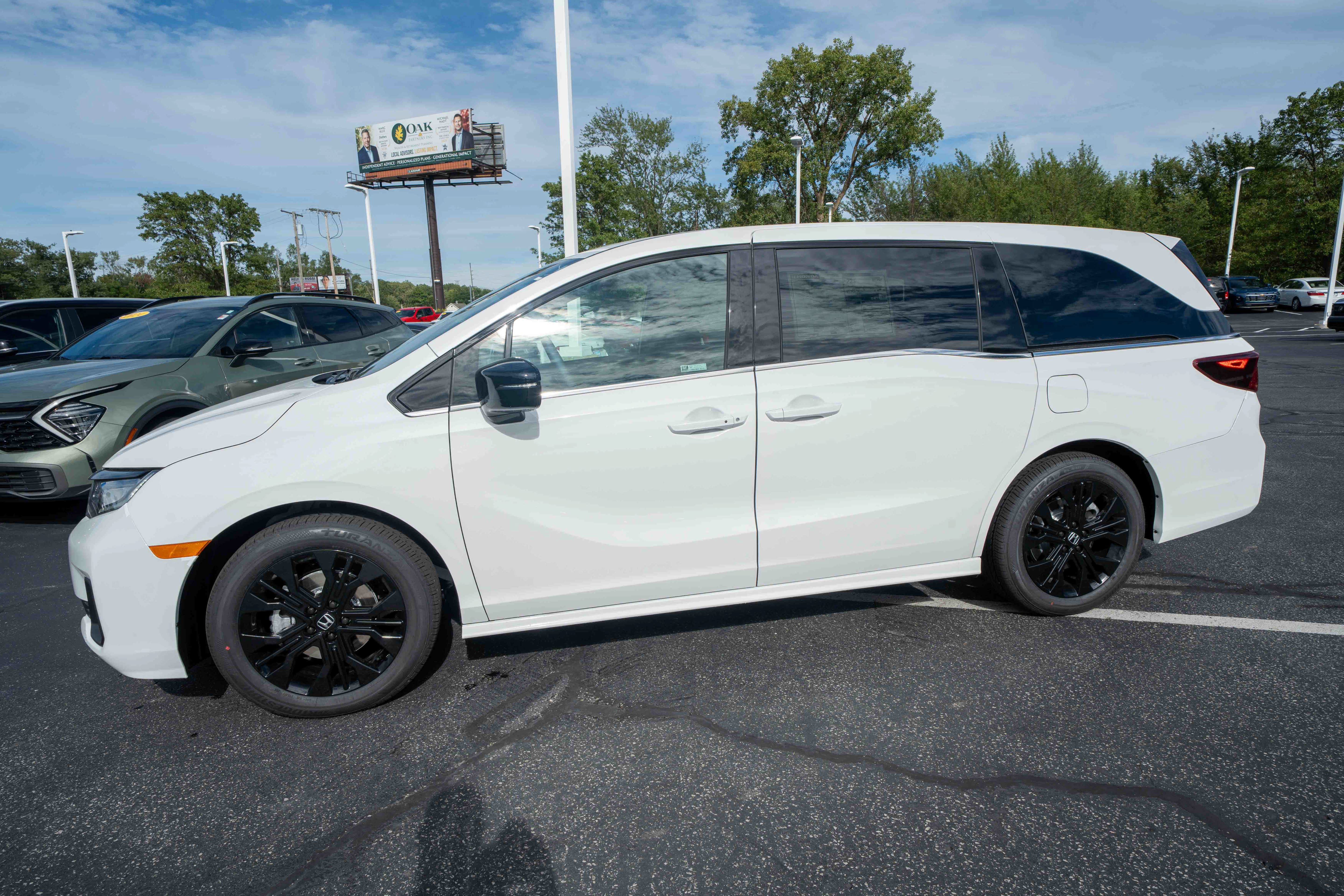 New 2026 Honda Odyssey Sport-L image 3