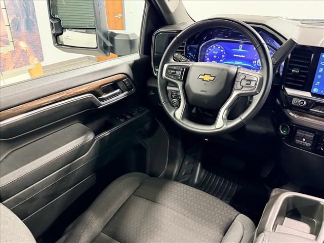 Used 2024 Chevrolet Silverado 3500 LT w/ Safety Package image 12