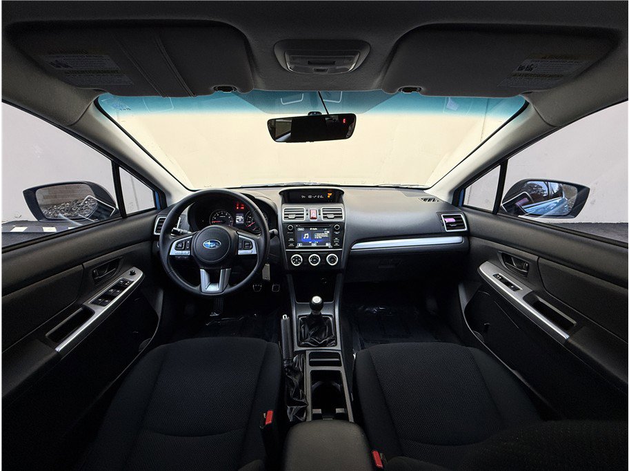 Used 2017 Subaru Crosstrek 2.0i image 9