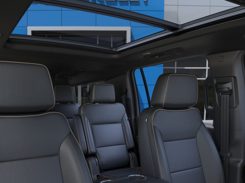 New 2026 Chevrolet Suburban Premier w/ Sun And Tow Package AWD/4WD image 38