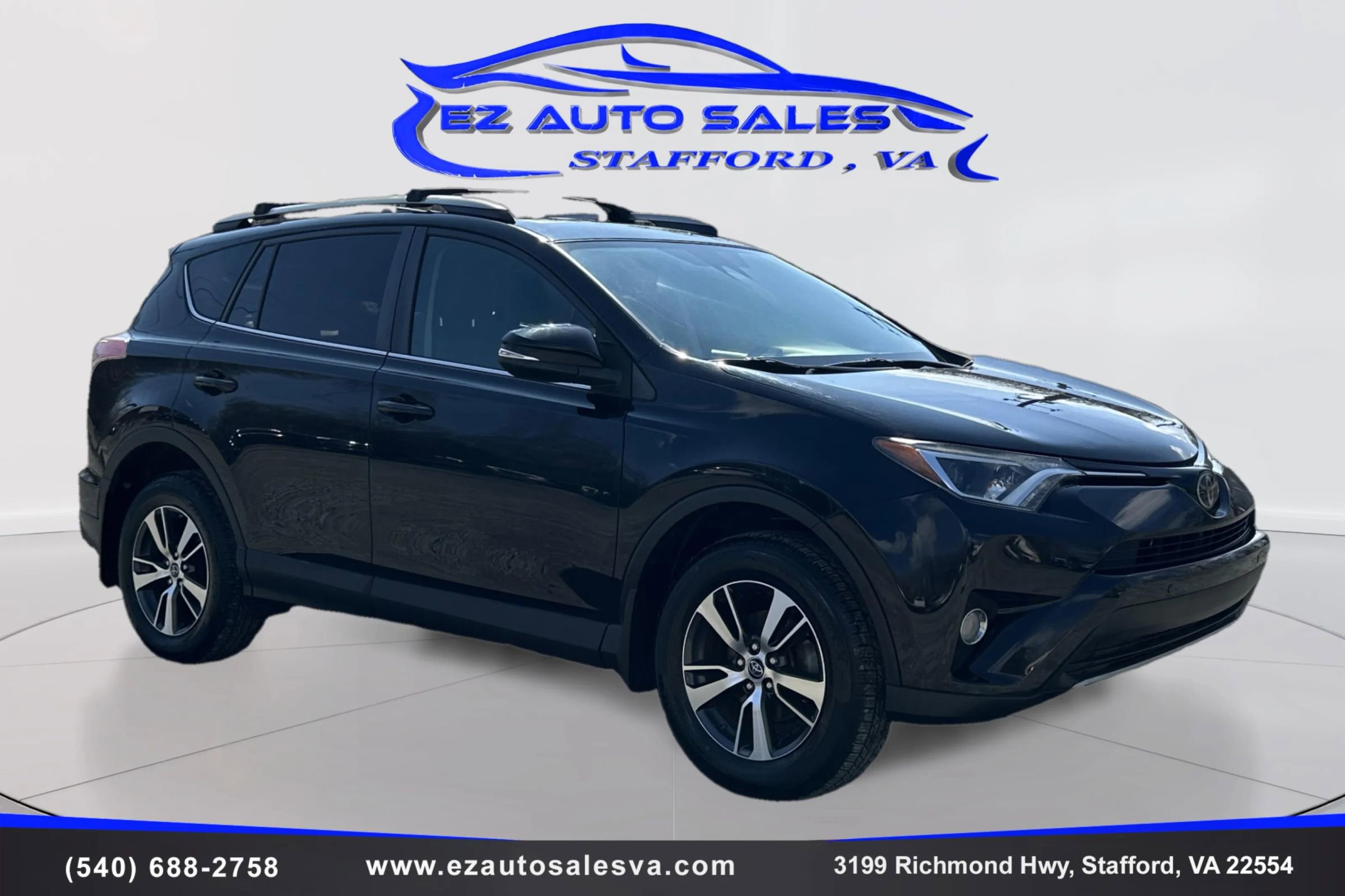 Used 2018 Toyota RAV4 XLE image 3