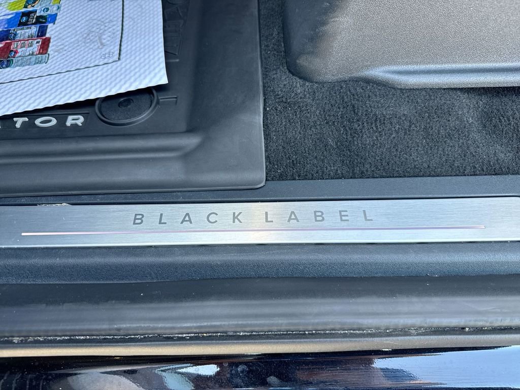 Used 2025 Lincoln Navigator Black Label AWD/4WD image 28