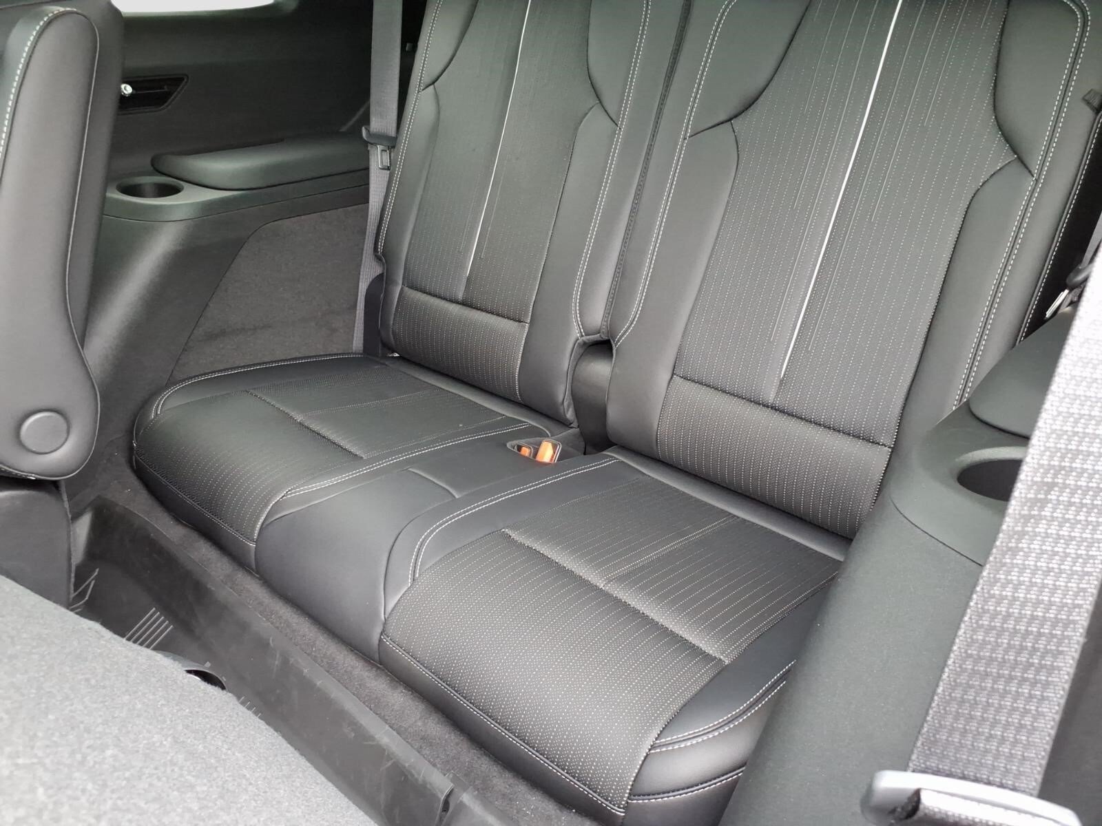 New 2027 Cadillac Vistiq Luxury w/ LPO, Floor Liner Package AWD/4WD image 11