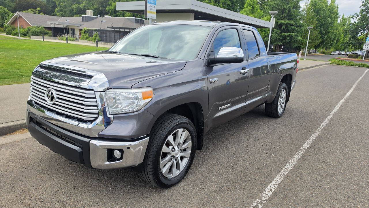Used 2015 Toyota Tundra Limited w/ Limited Premium Package