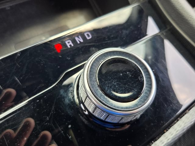 Used 2025 Jeep Grand Cherokee Altitude AWD/4WD image 24