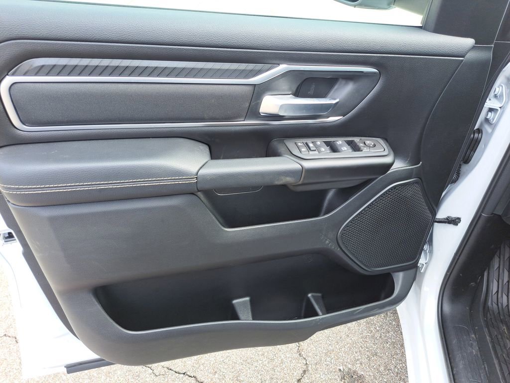 New 2026 RAM 1500 4x4 Crew Cab image 22