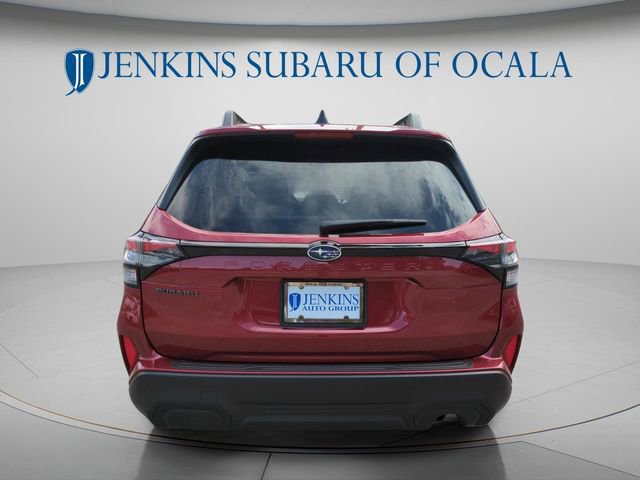 Used 2025 Subaru Forester Premium AWD/4WD image 4