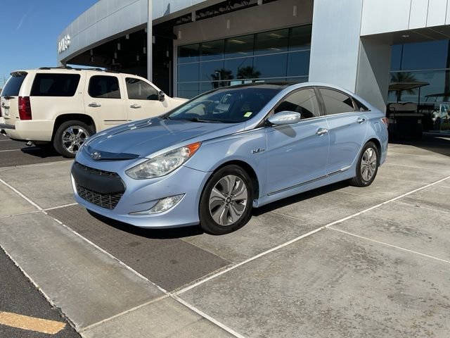 Used 2015 Hyundai Sonata Limited w/ Option Group 02 image 3