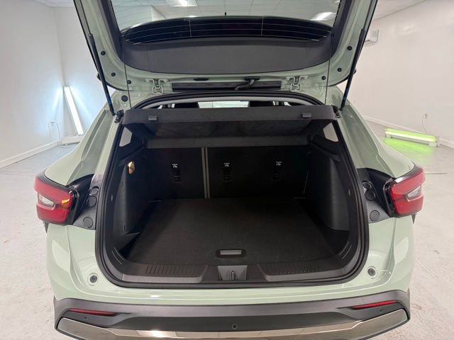 New 2026 Chevrolet Trax ACTIV w/ Sunroof Package FWD image 8