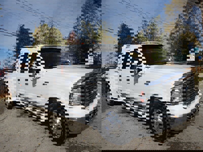 Used 2006 Ford F350 Lariat