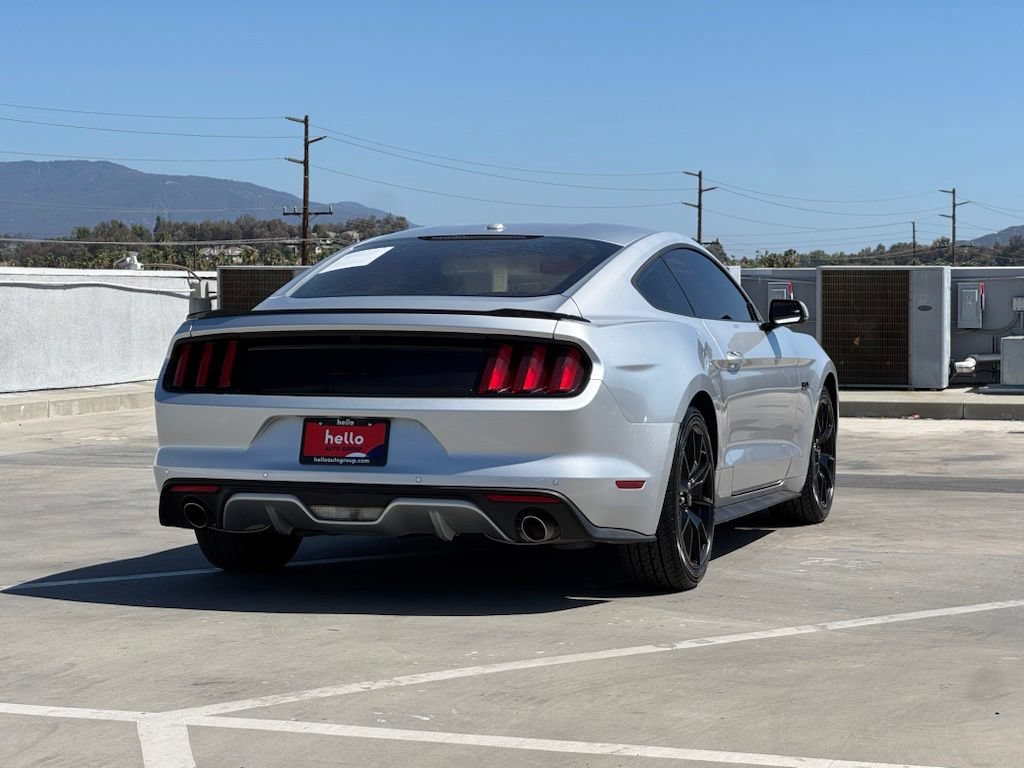 Used 2017 Ford Mustang GT Premium w/ Black Accent Package RWD image 33