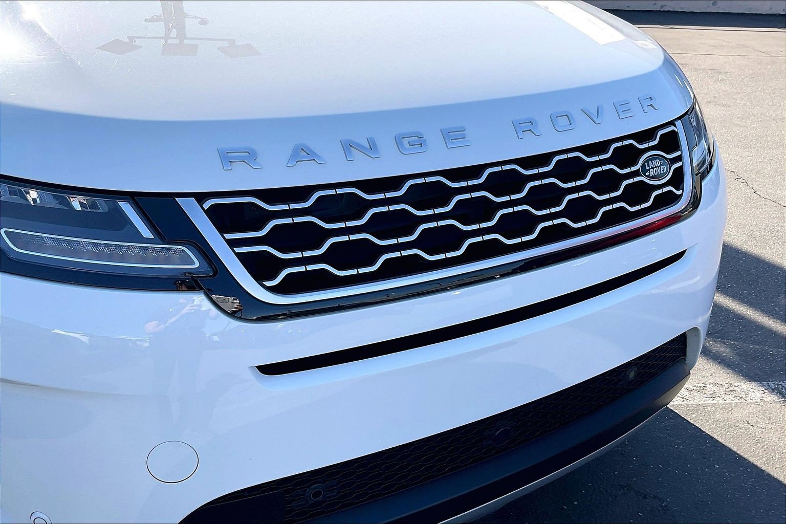 Used 2022 Land Rover Range Rover Evoque S image 30