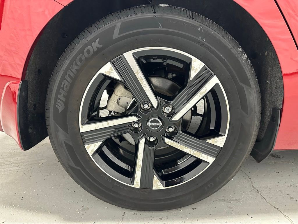 Used 2025 Nissan Sentra SV image 60