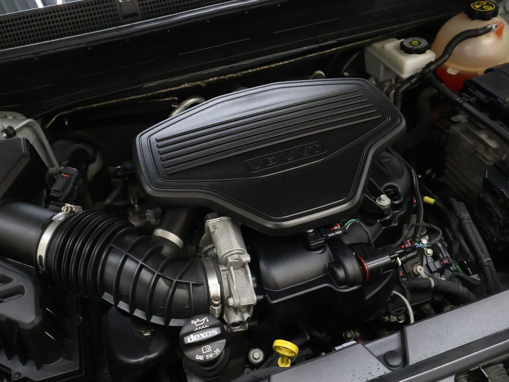 Used 2020 GMC Acadia SLE w/ Driver Convenience Package FWD image 25