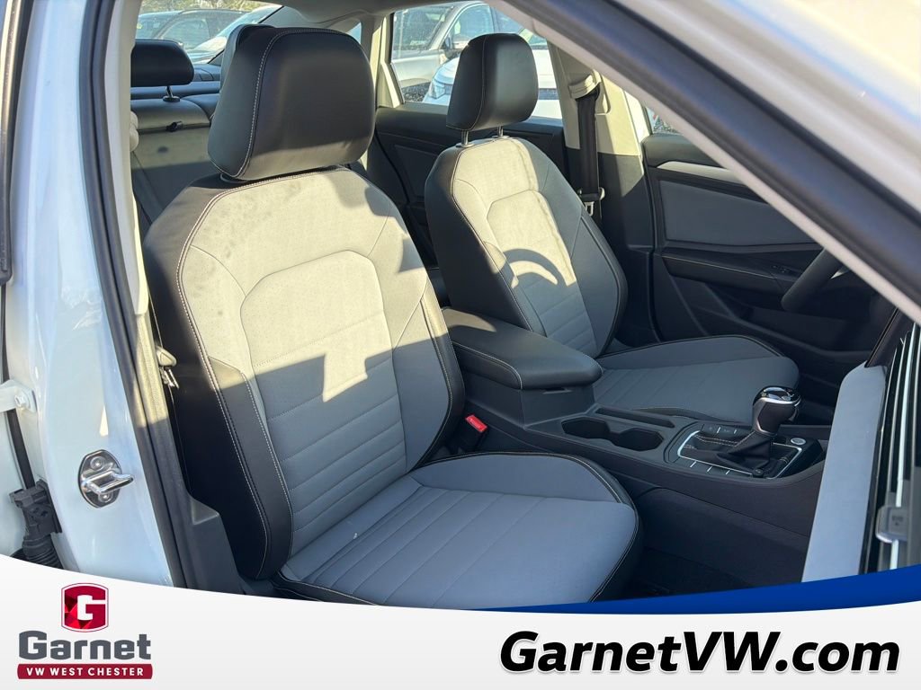 New 2026 Volkswagen Jetta SE image 30