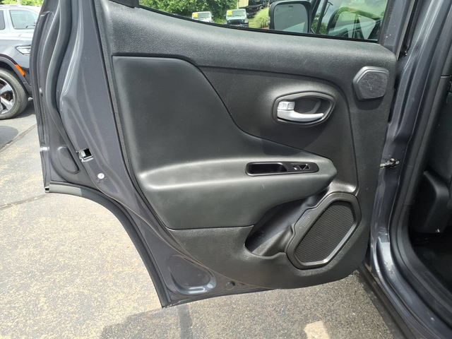 Certified 2023 Jeep Renegade Limited w/ Sun/Sound Group AWD/4WD image 18