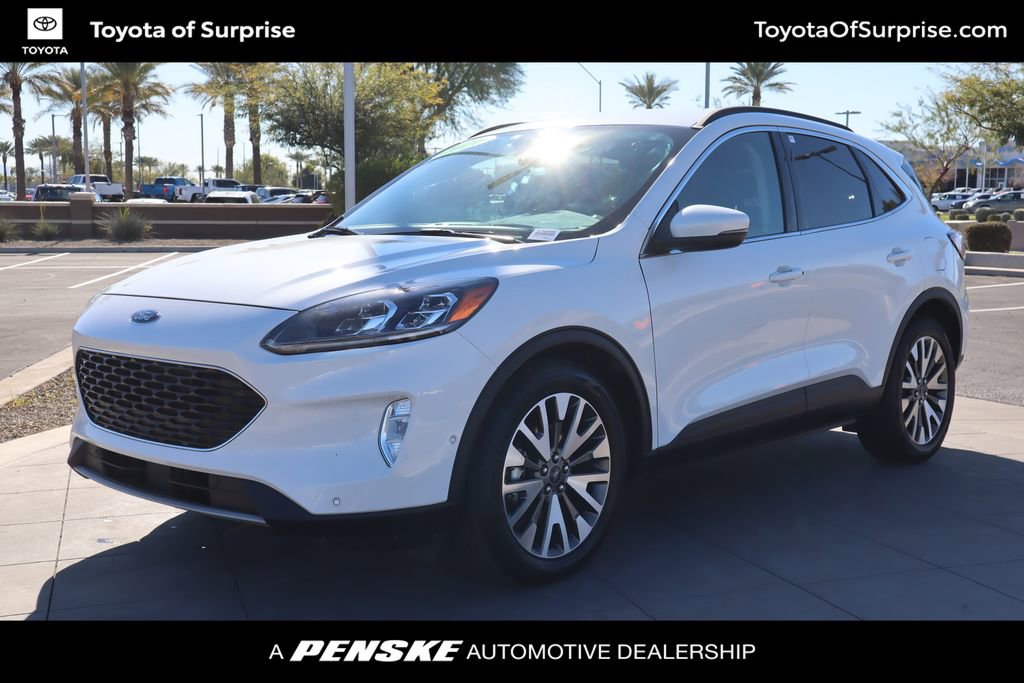 Used 2020 Ford Escape Titanium image 1