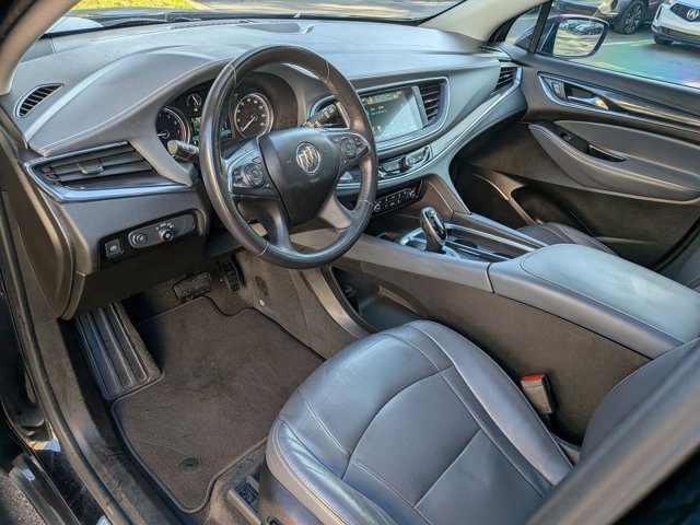 Used 2019 Buick Enclave Essence image 8