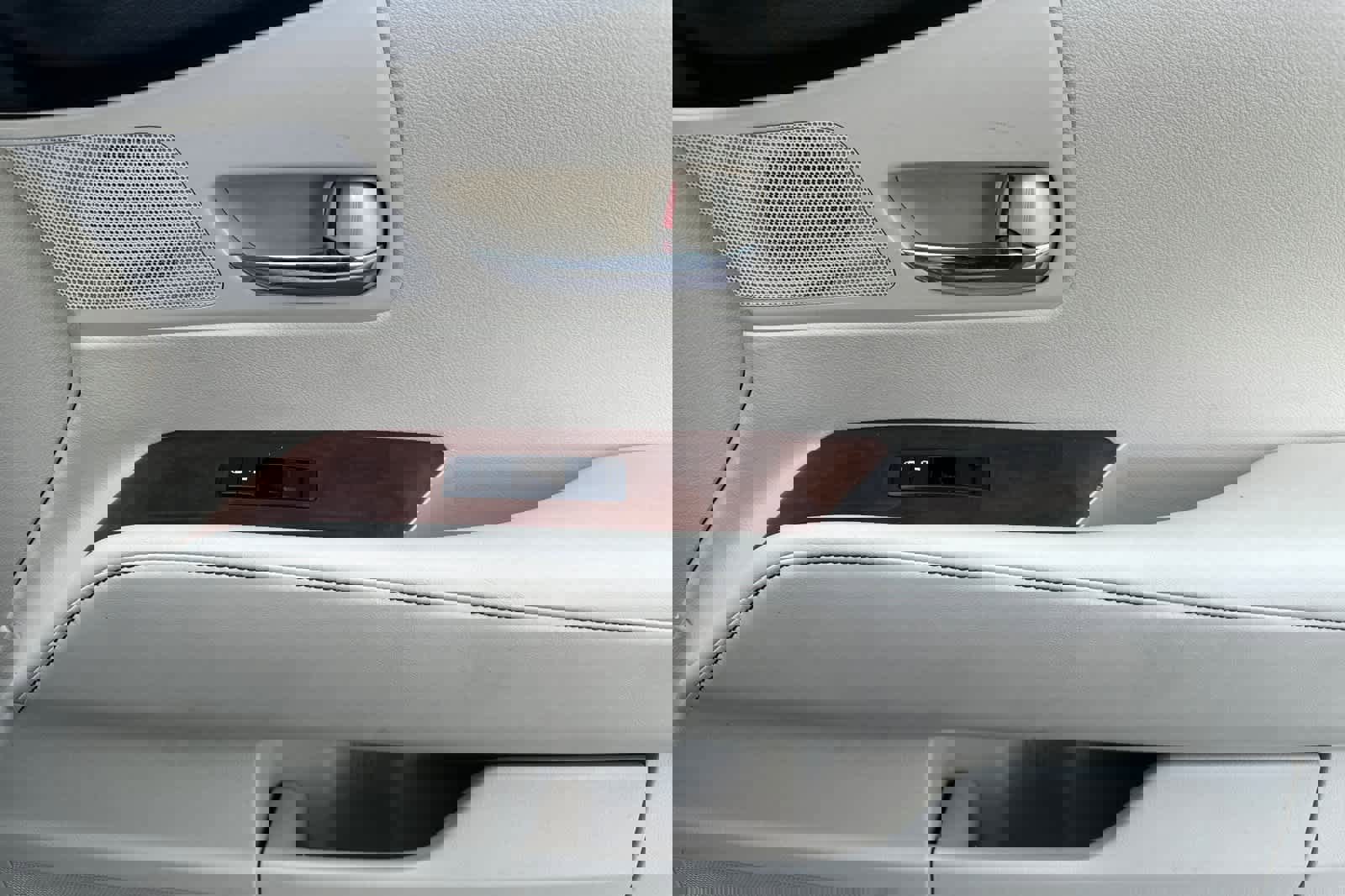 Used 2013 Lexus RX 350 AWD w/ Premium Pkg image 19