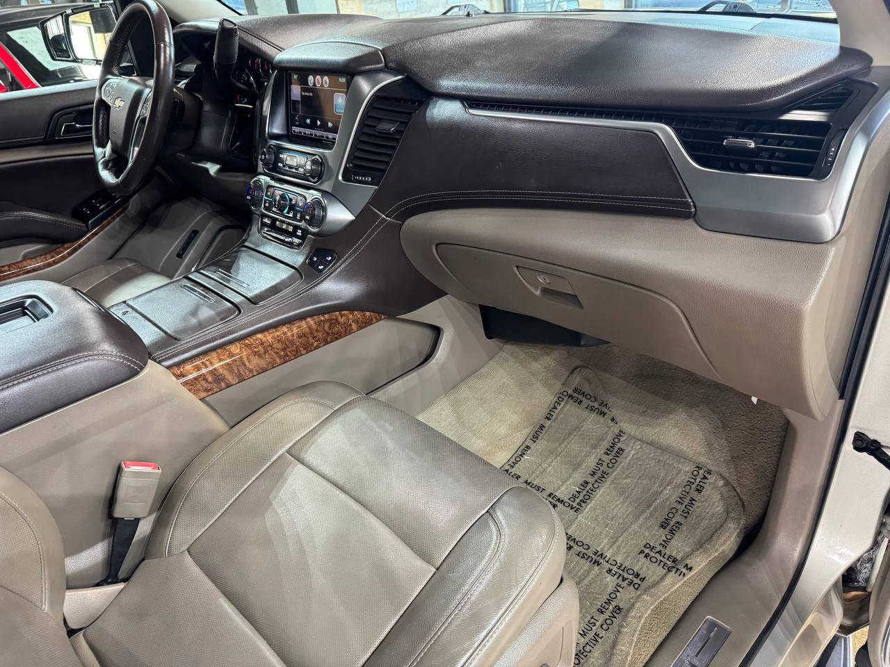 Used 2015 Chevrolet Tahoe LTZ AWD/4WD image 9
