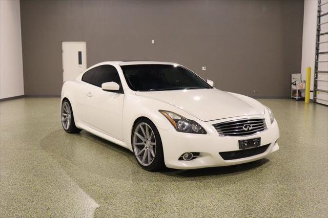 Used 2015 INFINITI Q60 Journey w/ Premium Package