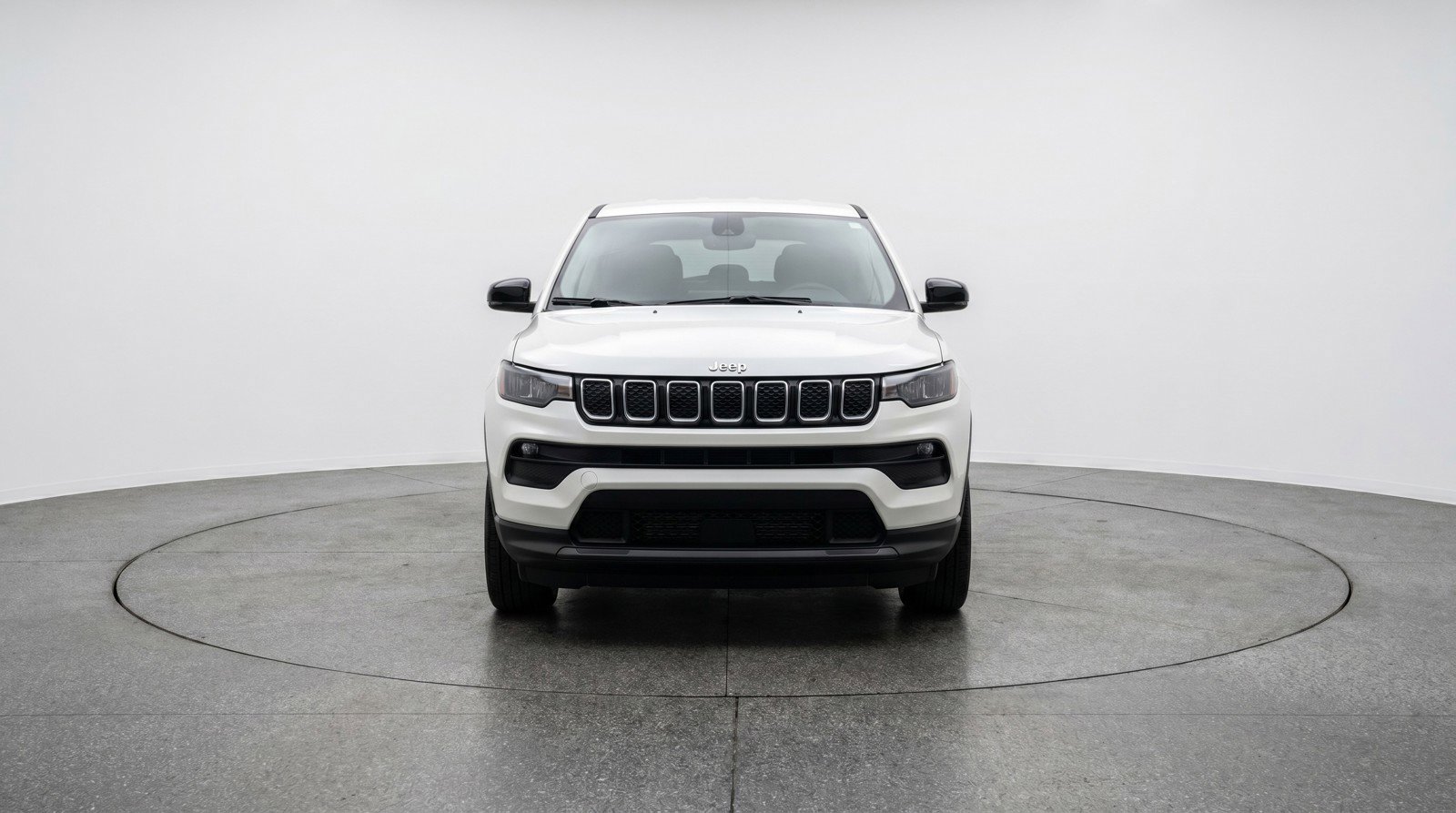 Used 2025 Jeep Compass Latitude AWD/4WD image 2