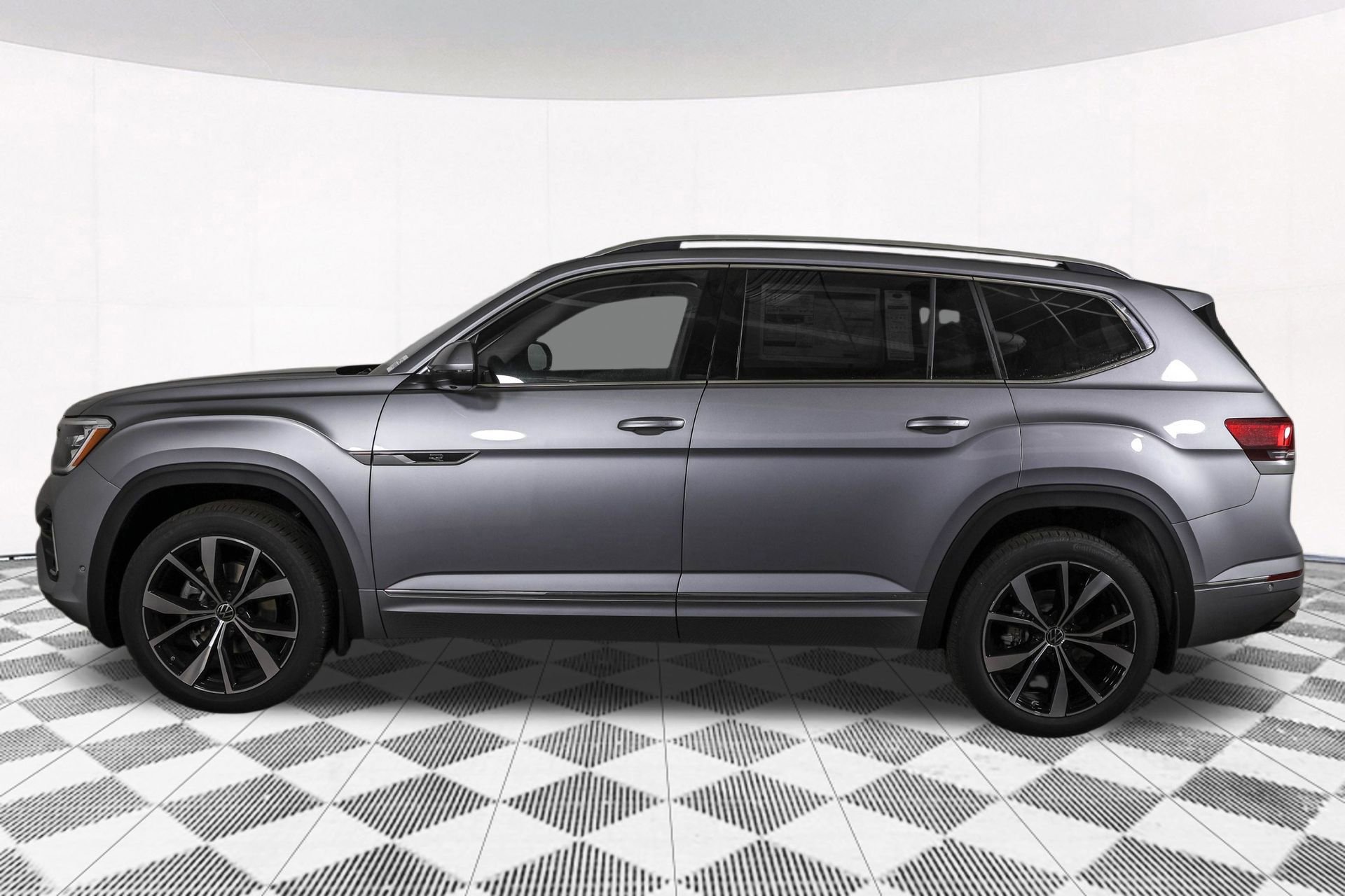 New 2026 Volkswagen Atlas SEL Premium R-Line image 17