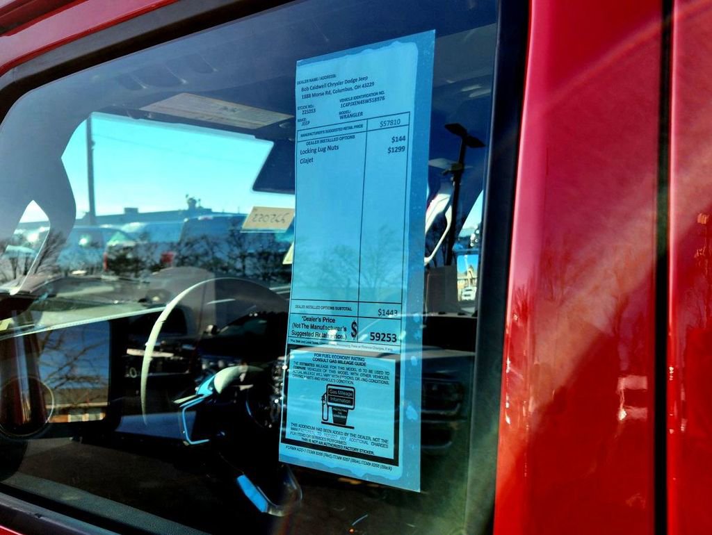 New 2025 Jeep Wrangler Sahara w/ Technology Group image 35