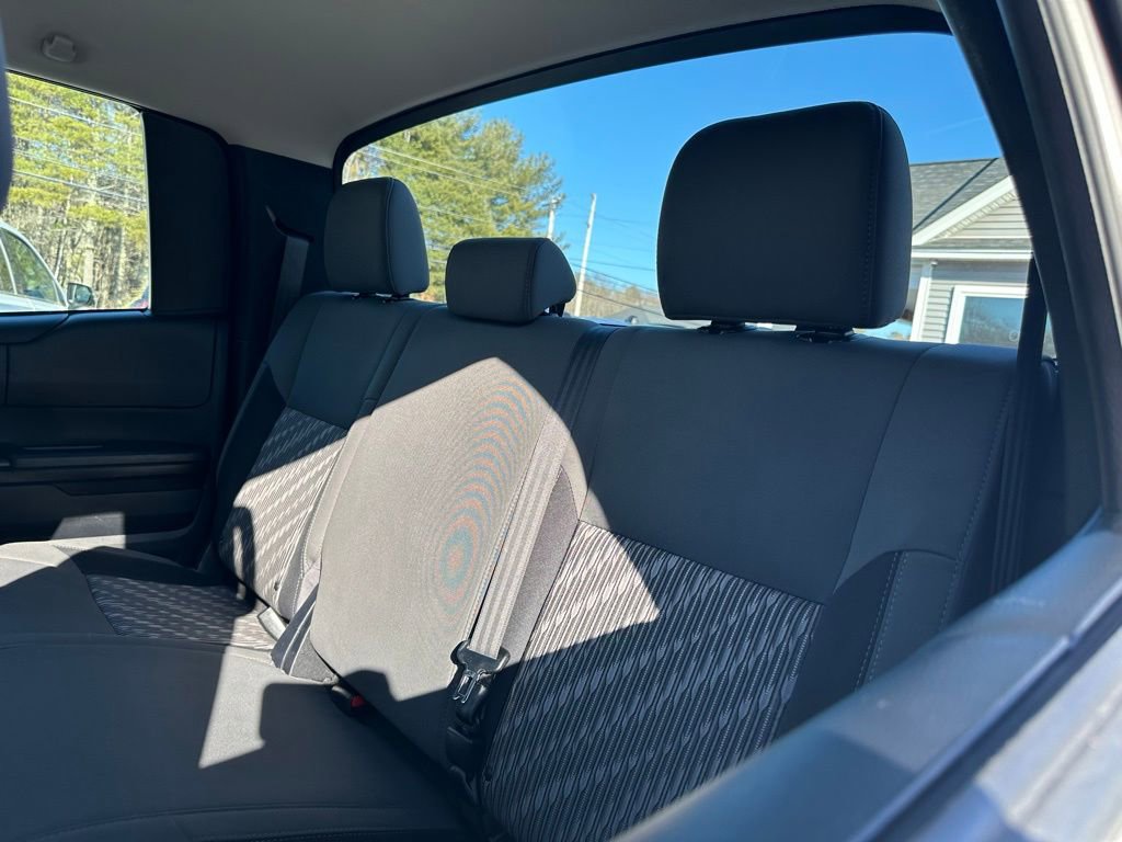 Used 2018 Toyota Tundra SR image 12