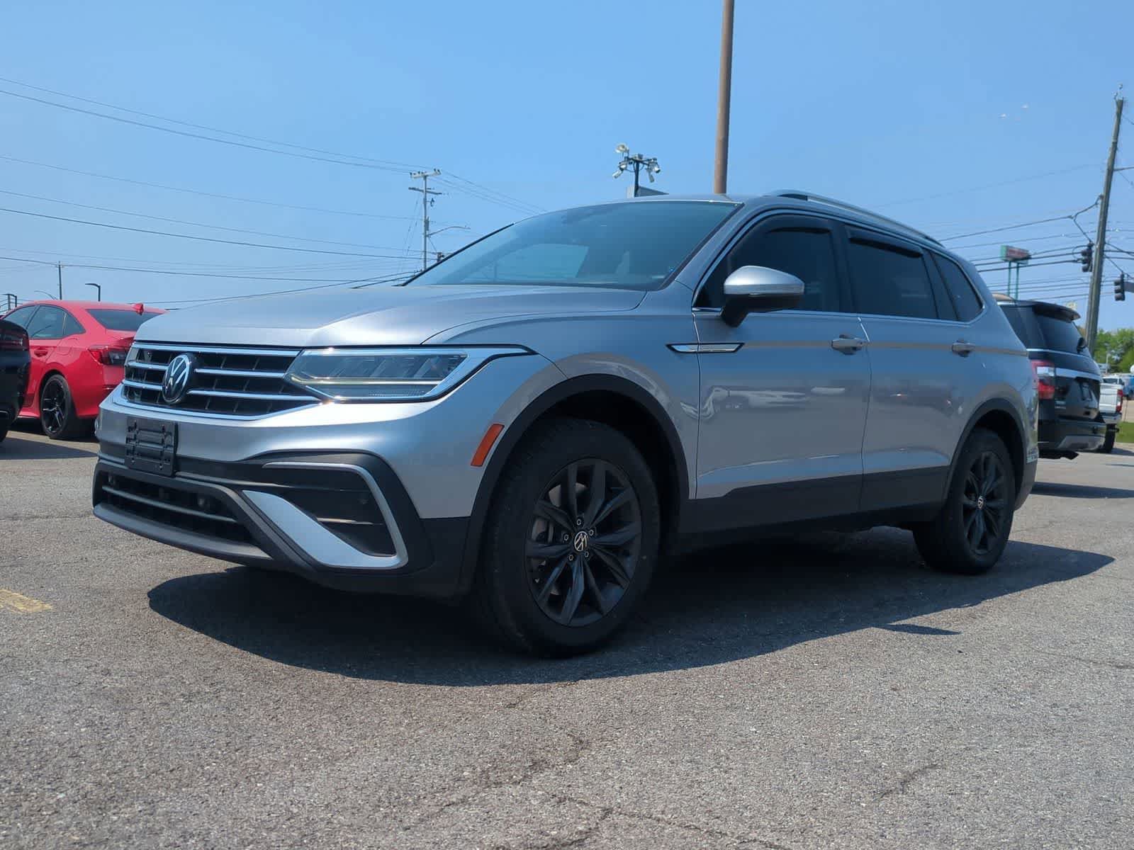 Used 2022 Volkswagen Tiguan SE FWD image 4