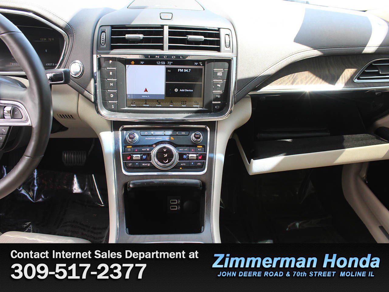 Used 2017 Lincoln Continental Reserve w/ Technology Package image 16