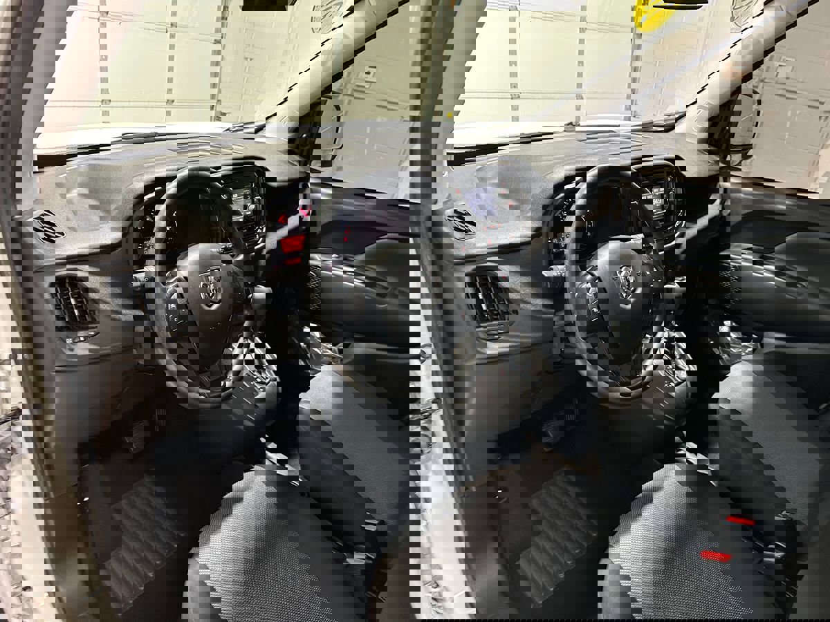 Used 2021 RAM ProMaster City Tradesman image 20