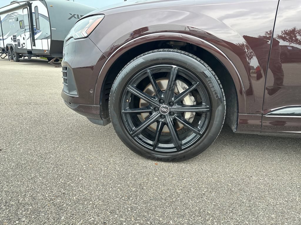 Used 2021 Audi Q7 3.0T Prestige w/ Prestige Package AWD/4WD image 29