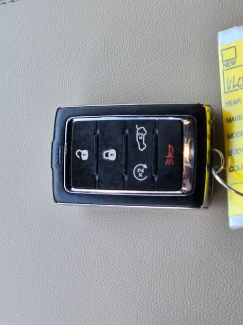 Used 2024 Jeep Grand Cherokee Limited image 23