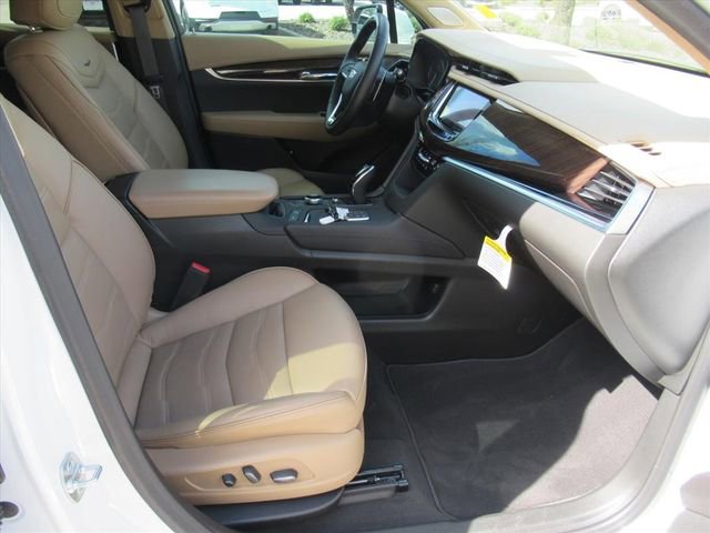 Certified 2025 Cadillac XT6 Sport w/ Platinum Package image 11
