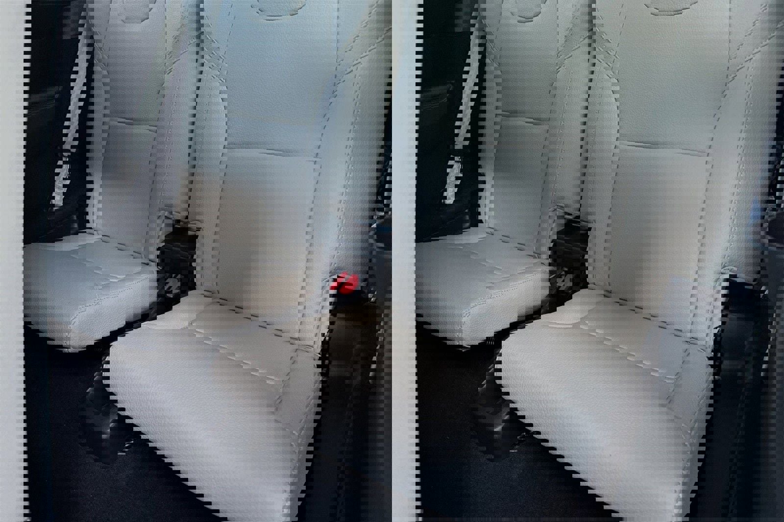 Certified 2025 Volvo XC90 B6 Core w/ Climate Package image 15