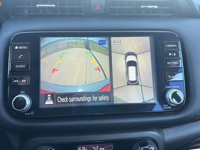 Used 2021 Nissan Kicks SR FWD image 13
