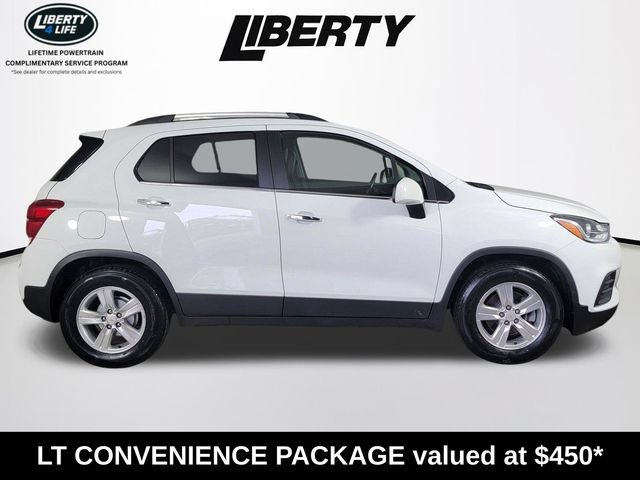 Used 2019 Chevrolet Trax LT w/ LT Convenience Package FWD image 2
