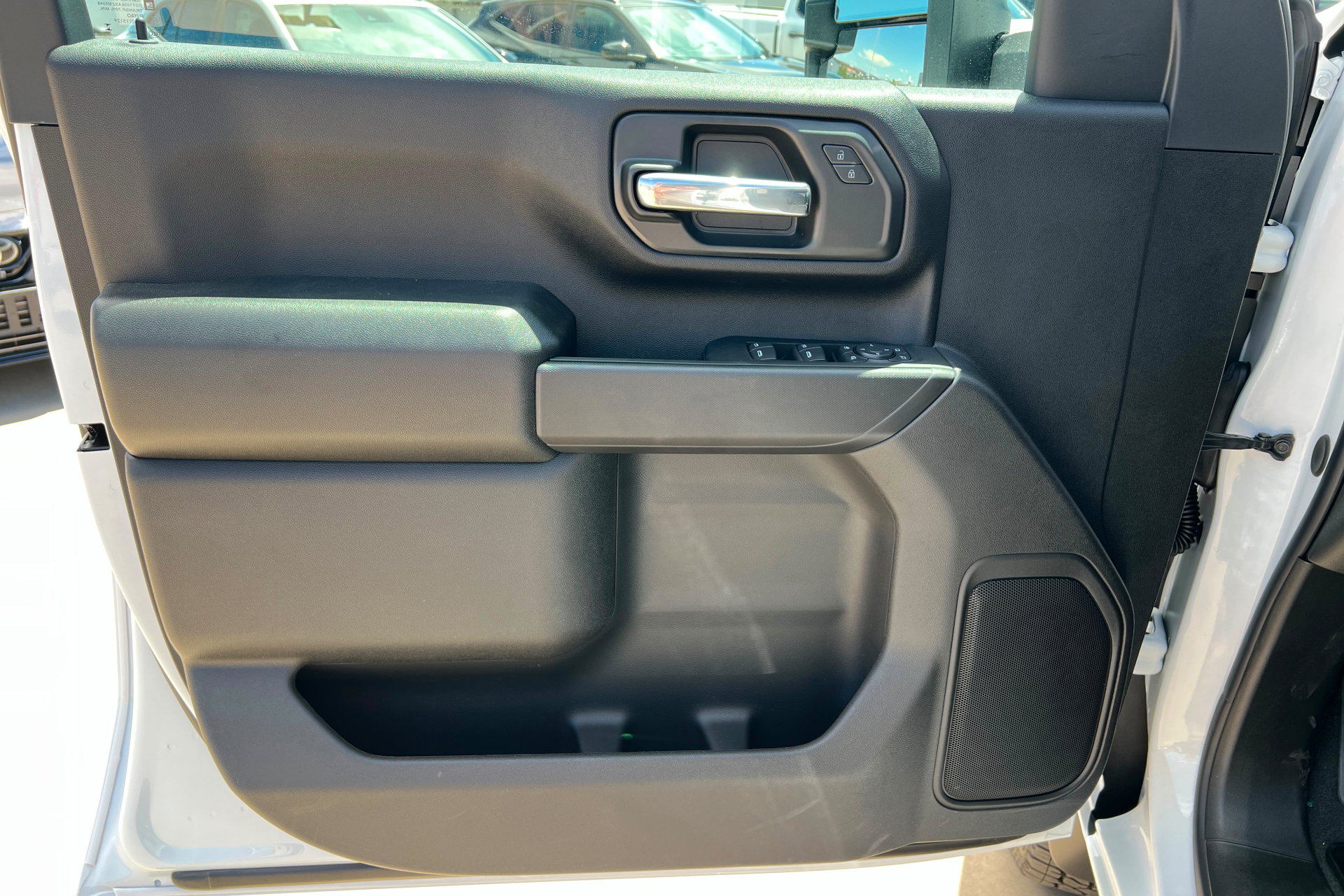 New 2026 Chevrolet Silverado 2500 Custom w/ Custom Value Package AWD/4WD image 15