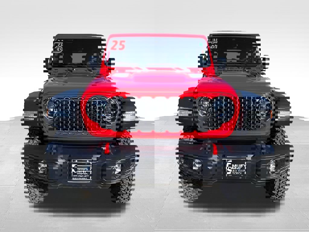 Used 2025 Jeep Wrangler Unlimited Rubicon image 9