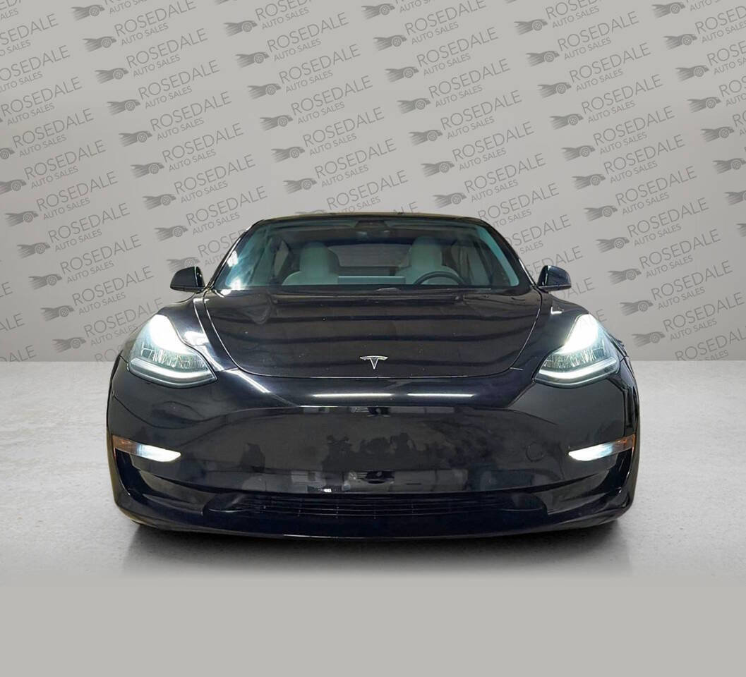 Used 2020 Tesla Model 3 Performance image 3