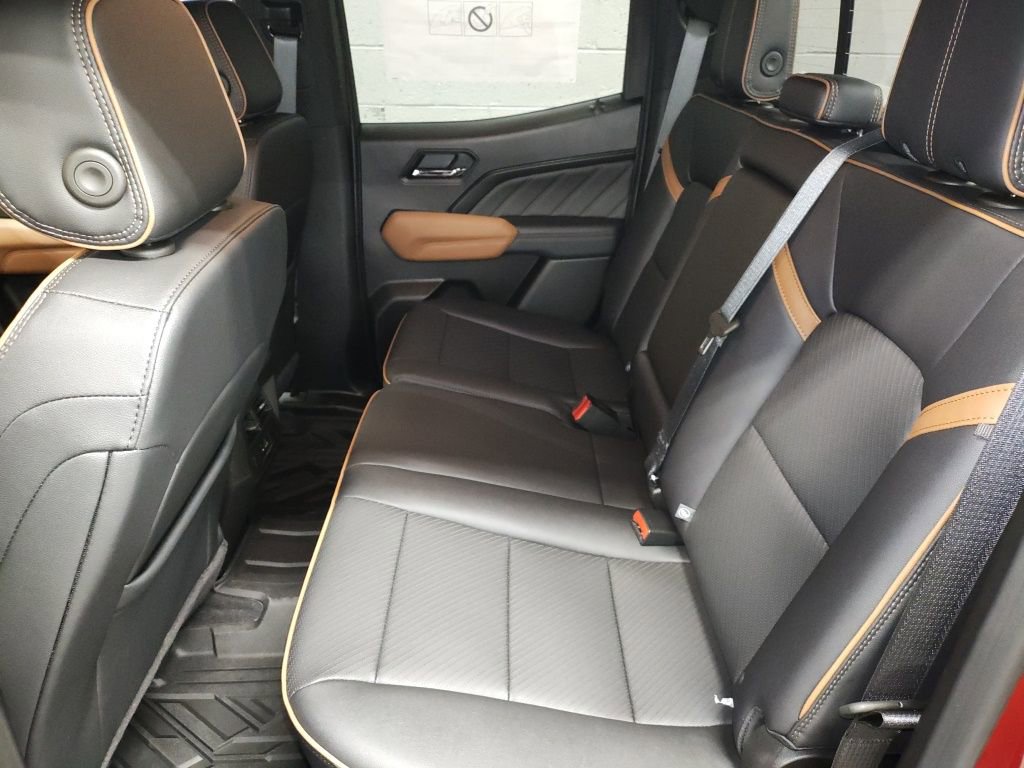 New 2026 GMC Canyon AT4 w/ AT4 Premium Package image 26